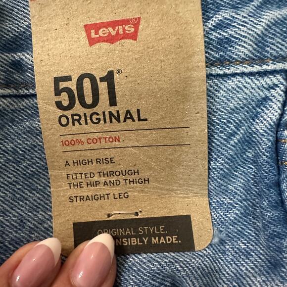 LEVI'S Women's 501 Original Fit Jeans Size 28X30 In Lane Change - Picture 8 of 16